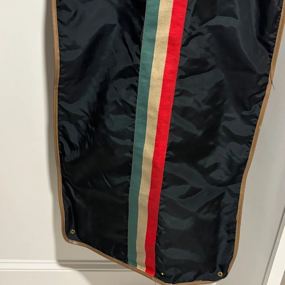 Vintage Lark Garment Bag